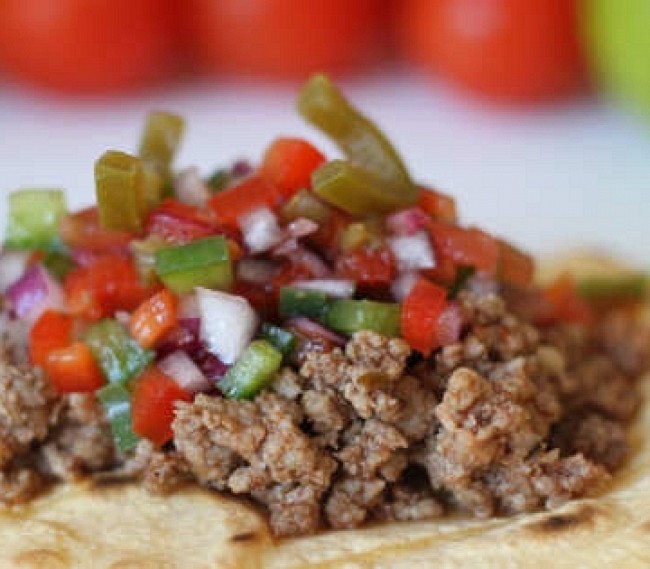 Tacos con Mix de ternera Valdelicias y pico de gallo